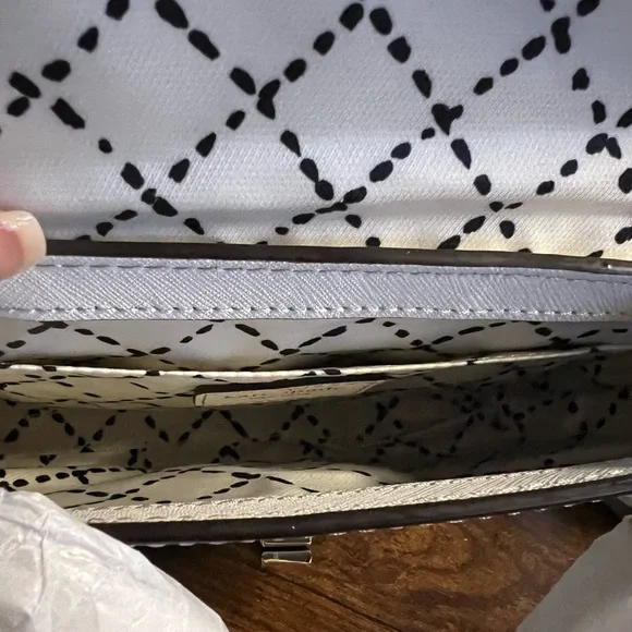 Kate Spade Ivory Newbury Lane Sally Crossbody with Gold Accent - NWOT - Picture 5 of 15